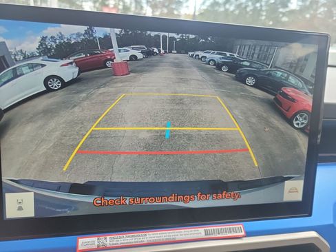 Used 2025 Toyota Tacoma TRD Off-Road w/ TRD Off Road Upgrade Package image 19