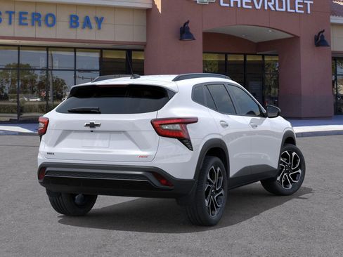 New 2026 Chevrolet Trax RS w/ Driver Confidence Package image 28