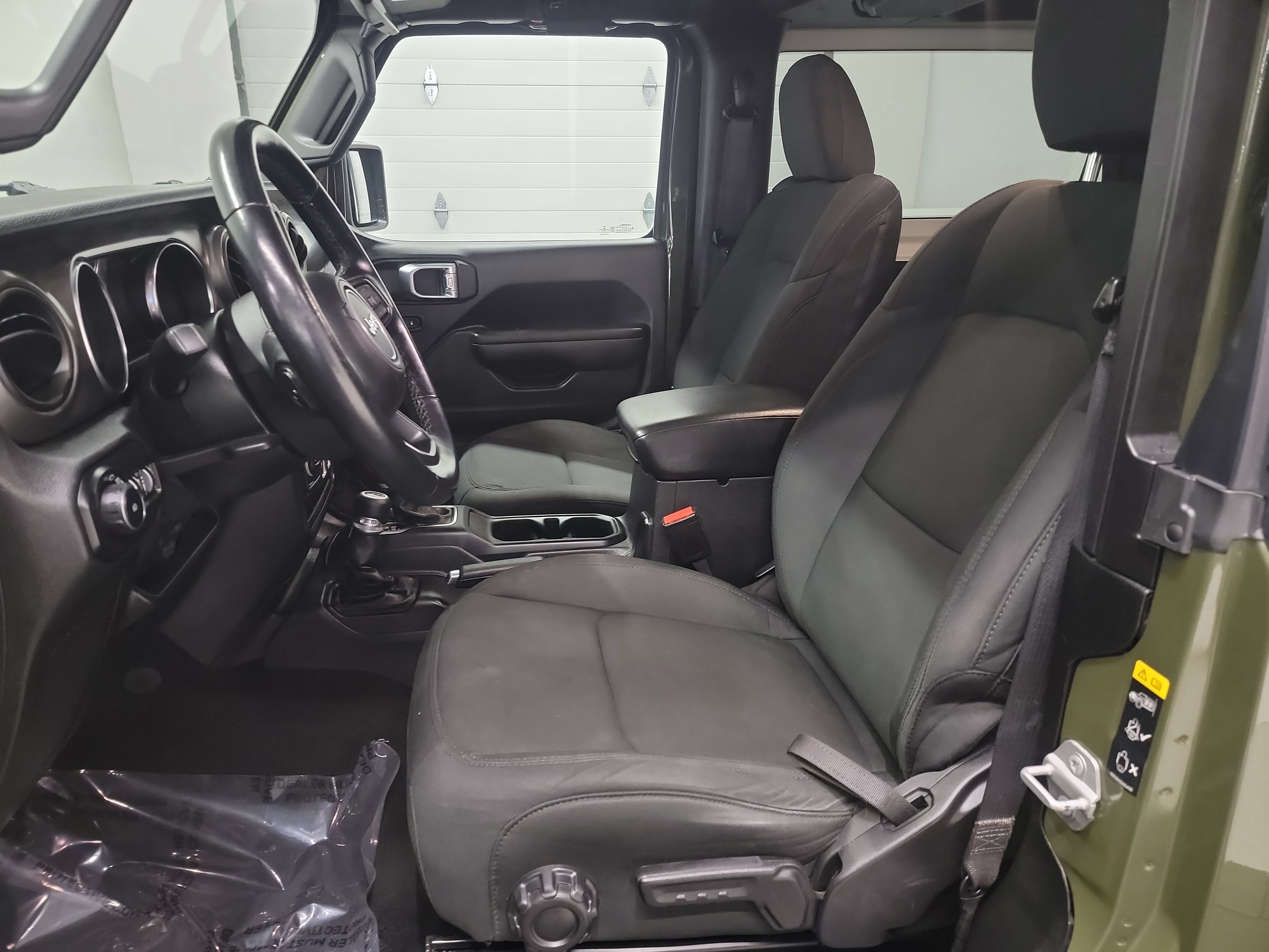 Used 2021 Jeep Wrangler Sport AWD/4WD image 12