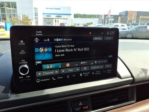 Used 2023 Honda Pilot Elite image 23