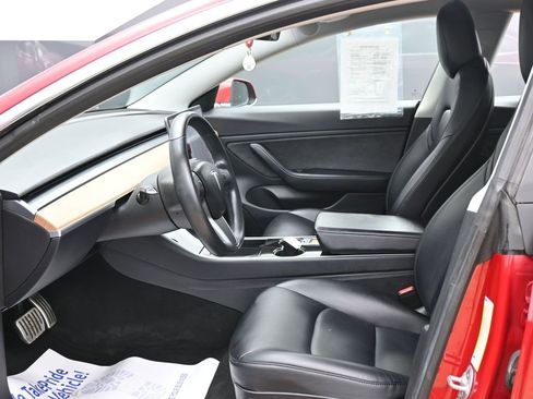 Used 2018 Tesla Model 3 Performance image 10