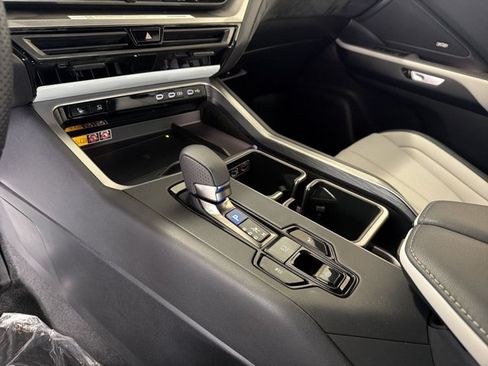 Certified 2026 Lexus TX 500h AWD w/ Technology Package image 21