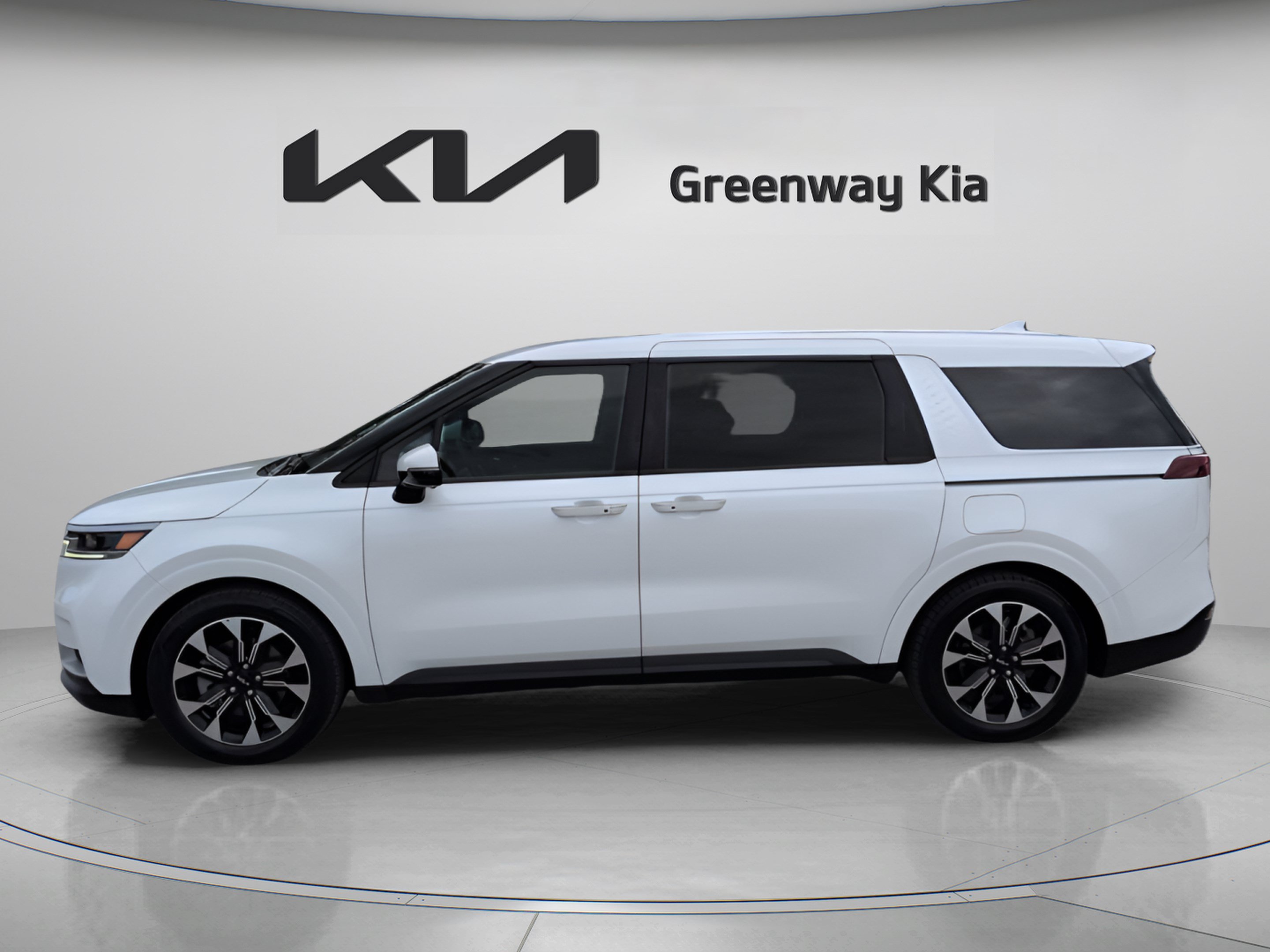 Certified 2023 Kia Carnival EX FWD image 9