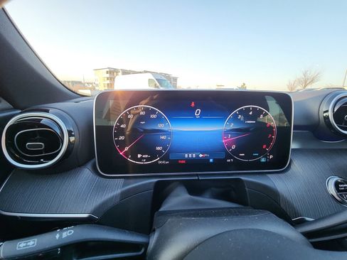 Certified 2025 Mercedes-Benz C 300 4MATIC Sedan image 21