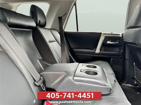 Used 2021 Toyota 4Runner Limited AWD/4WD image 33