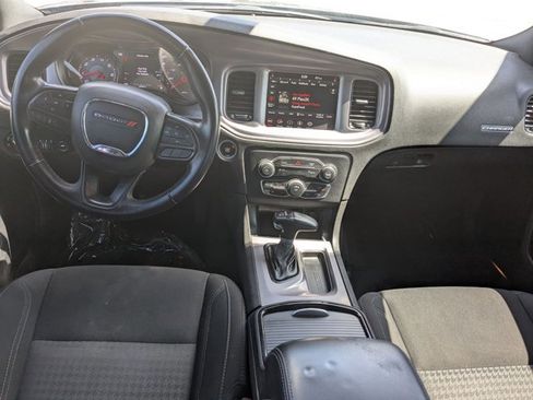 Used 2023 Dodge Charger SXT w/ Blacktop Package image 17