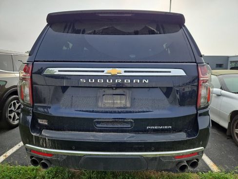 Used 2023 Chevrolet Suburban Premier AWD/4WD image 8