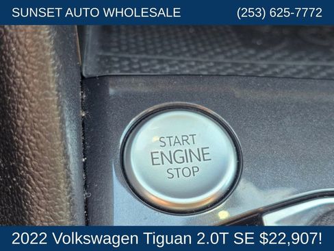 Used 2022 Volkswagen Tiguan SE image 42