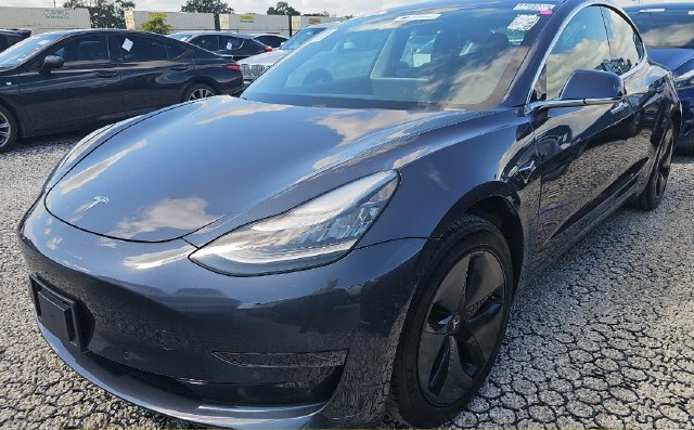 Used 2020 Tesla Model 3 Standard Range RWD image 1