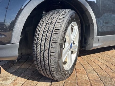 Used 2015 Ford Escape SE image 10