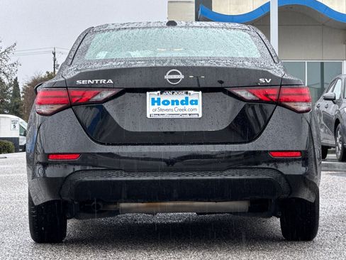 Used 2024 Nissan Sentra SV image 9