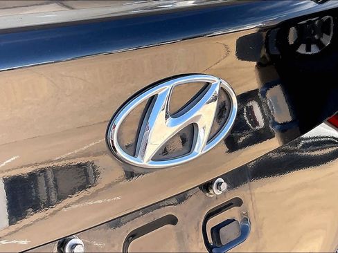 Used 2014 Hyundai Elantra SE w/ Option Group 02 FWD image 30