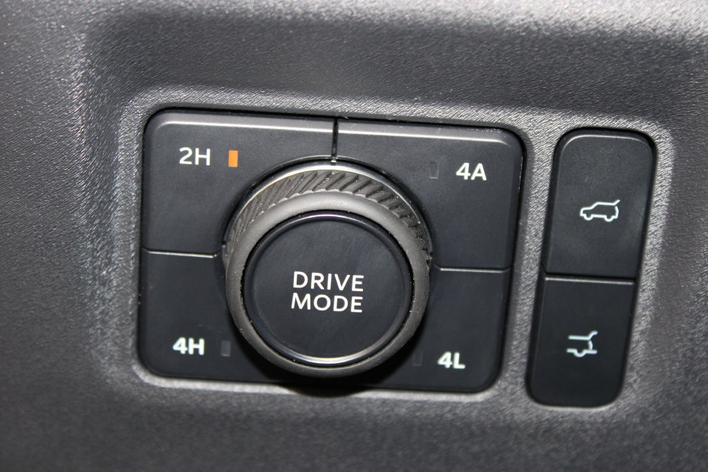 Used 2025 Ford Expedition Max Active AWD/4WD image 29