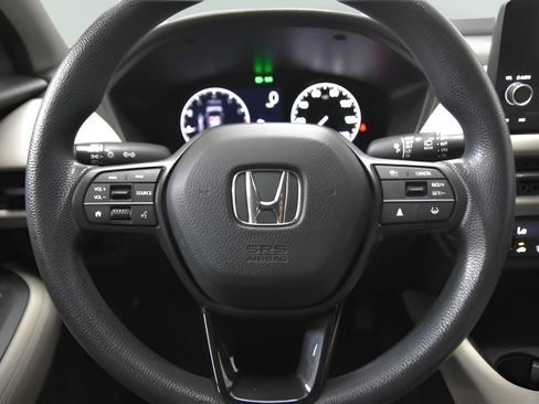 Used 2024 Honda HR-V LX image 18
