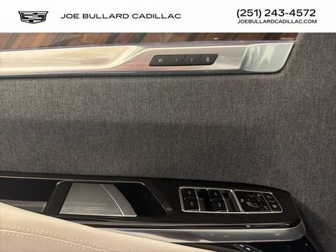 New 2026 Cadillac Escalade Platinum Sport AWD/4WD image 17