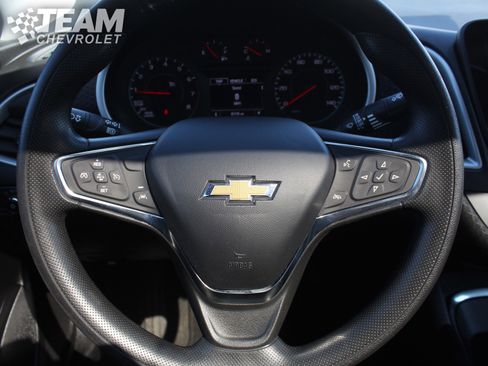 Used 2024 Chevrolet Malibu LT FWD image 14