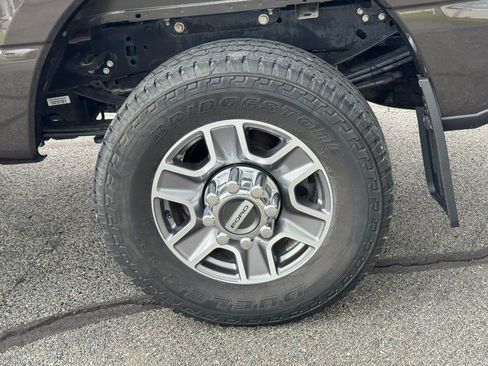 Used 2024 Ford F250 Lariat AWD/4WD image 7