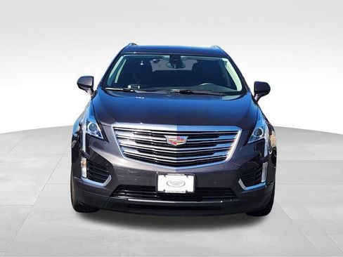 Used 2017 Cadillac XT5 Luxury w/ Driver Awareness Package FWD image 8