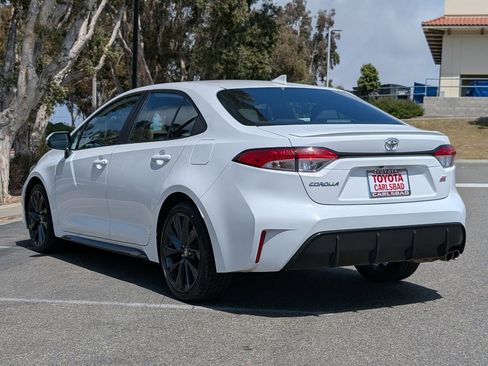 Used 2024 Toyota Corolla SE FWD image 12
