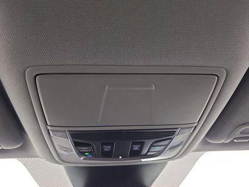 Used 2023 Acura MDX SH-AWD w/ Technology Package image 24