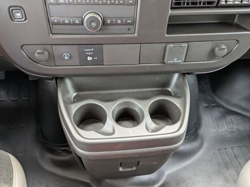 Used 2024 GMC Savana 2500 w/ Driver Convenience Package RWD image 20