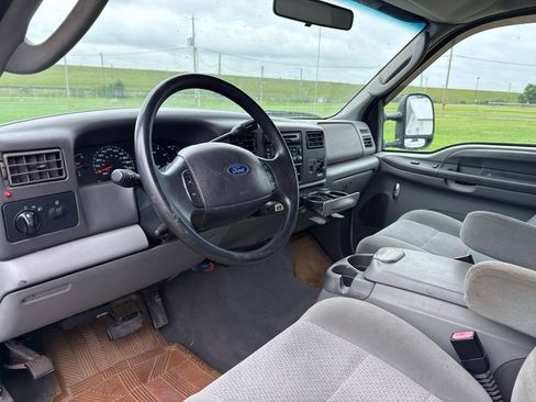 Used 2004 Ford F250 2WD SuperCab Super Duty image 19