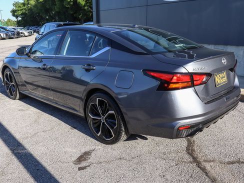 Used 2024 Nissan Altima 2.5 SR FWD image 6