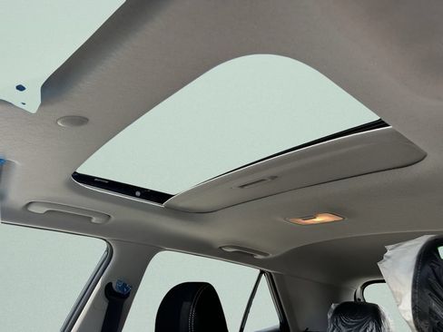 New 2026 Hyundai Venue SEL FWD image 25