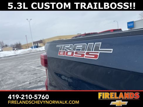 Used 2021 Chevrolet Silverado 1500 Custom Trail Boss w/ LPO, Dark Essentials Package image 36