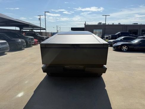 Used 2024 Tesla Cybertruck Cyberbeast AWD/4WD image 6