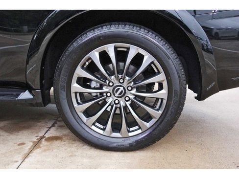 Used 2024 Nissan Armada Platinum w/ Captain's Chairs Package image 28