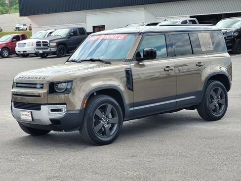 Used 2020 Land Rover Defender 110 SE AWD/4WD image 3