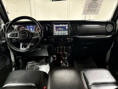 Used 2021 Jeep Wrangler Unlimited Sahara image 10