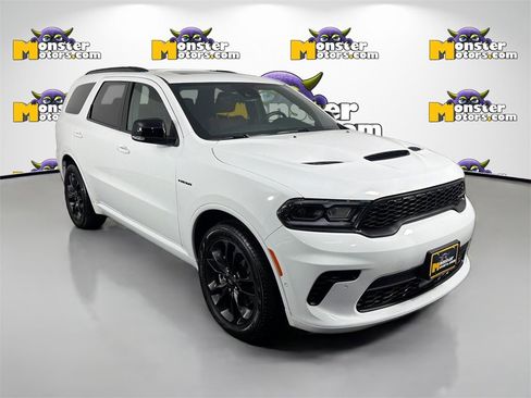 Used 2024 Dodge Durango R/T w/ Blacktop Package image 3