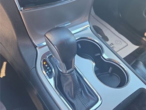 Used 2019 Jeep Grand Cherokee Altitude image 37