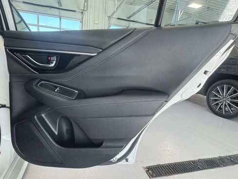 Used 2023 Subaru Legacy Limited AWD/4WD image 17