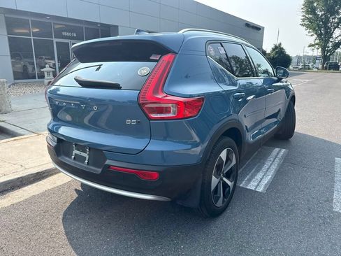 Used 2024 Volvo XC40 B5 Plus w/ Protection Package Premier AWD/4WD image 8