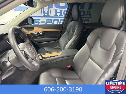 Used 2024 Volvo XC90 B6 Plus w/ Protection Package Premier image 28
