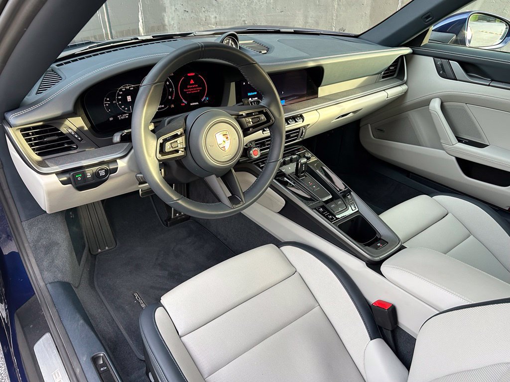Certified 2026 Porsche 911 Carrera RWD image 4