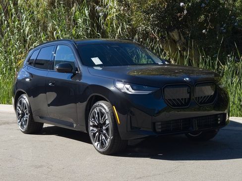 New 2026 BMW X3 xDrive30 w/ Premium Package image 2