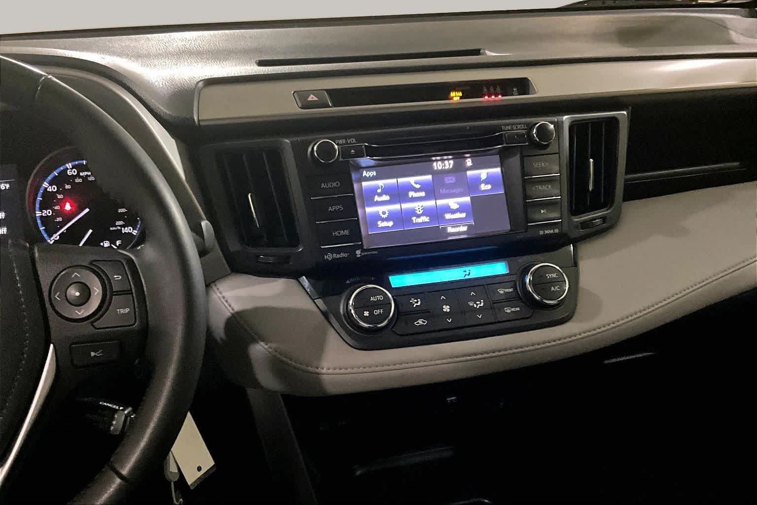 Used 2017 Toyota RAV4 XLE AWD/4WD image 6