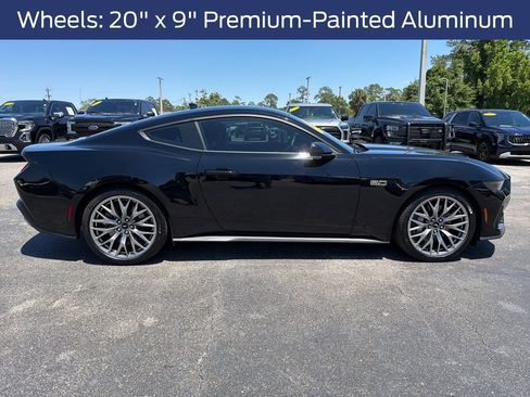Used 2025 Ford Mustang GT Premium RWD image 7