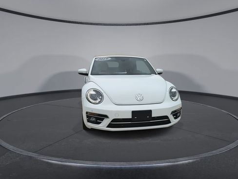 Used 2019 Volkswagen Beetle 2.0T S image 3