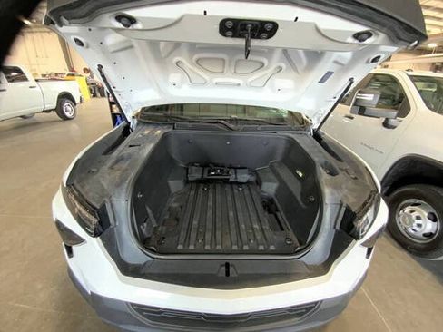 Used 2024 Chevrolet Silverado EV W/T AWD/4WD image 8