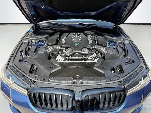 Certified 2023 BMW M550i xDrive w/ Executive Package AWD/4WD image 31