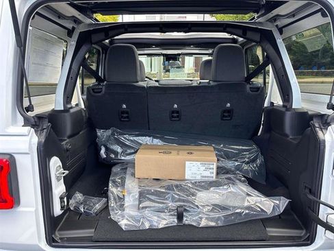 New 2025 Jeep Wrangler Unlimited Sport image 3