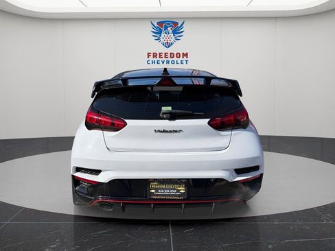 Used 2020 Hyundai Veloster N image 5