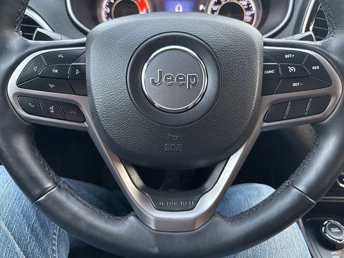 Used 2019 Jeep Cherokee Limited w/ Trailer Tow Group AWD/4WD image 52
