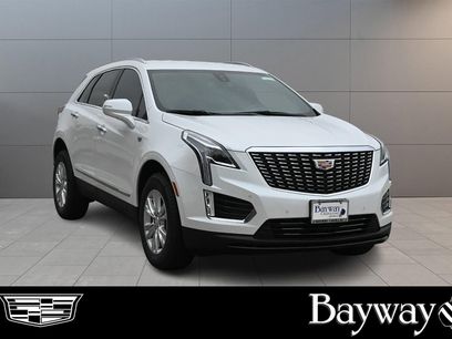 New 2026 Cadillac XT5 Luxury w/ LPO, Floor Liner Package