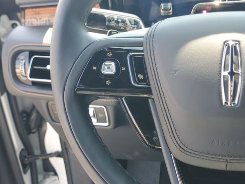 New 2026 Lincoln Aviator Black Label AWD/4WD image 15